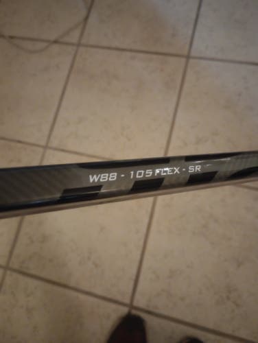 Senior Right-Handed Warrior Alpha LX 20 Hockey Stick W88 105 Flex (New)