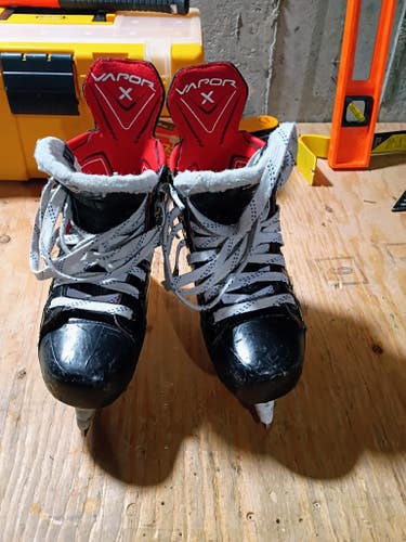 Bauer Vapor 5x Pro Hockey Skates Regular Width 13.5 (Used)