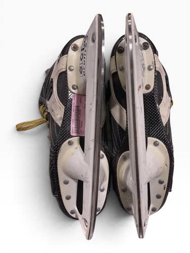 Used CCM TACKS Intermediate Hockey Skate Intermediate 5.0 11847-S000039883