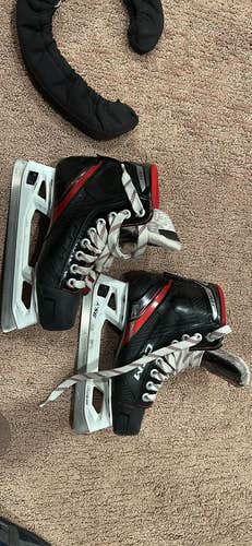 CCM EFlex 6.5 Hockey Goalie Skates - Junior Size 3.5