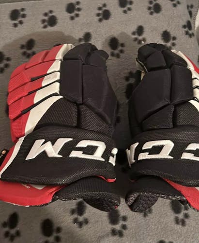 CCM JetSpeed FT4 Pro Gloves 14" (Used)