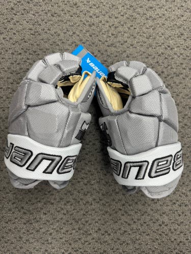 Bauer Vapor Team Pro Gloves 11" (New)