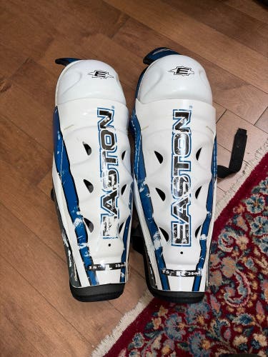 Senior Easton Synergy ST4 15" Shin Pads (Used)
