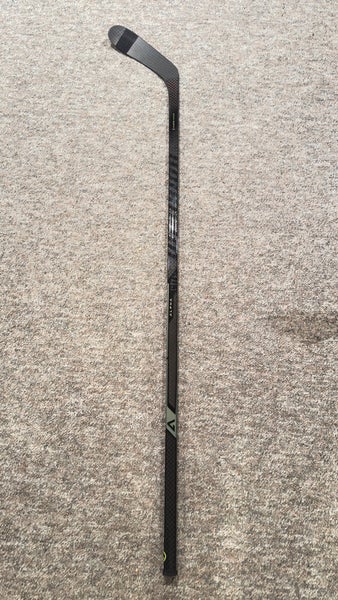 Senior Warrior Left Hand Hockey Stick P28 70 Flex (Used)