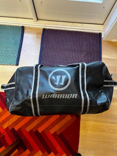 Warrior Jr. Player Bag - Black