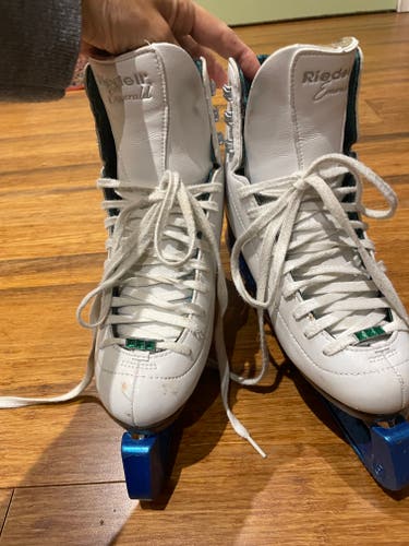 Riedell Figure Skates B Adult 6.5 (Used)