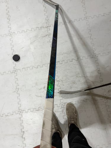 Intermediate True Project X Left Hand Hockey Stick P28 65 Flex (New)