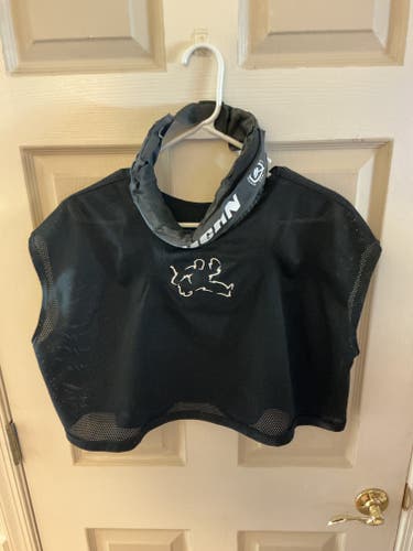Senior Vaughn VPC 8000 Large Goalie Neck Protector (Used)