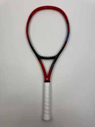 Yonex Vcore 100 2023, 4 1/8