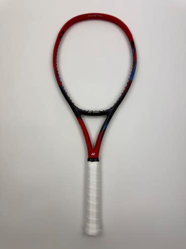 Yonex Vcore 100 2023, 4 1/8