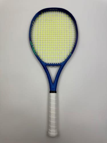 Yonex Ezone 100 2025, 4 3/8 Excellent 9/10