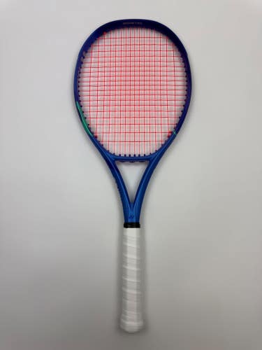 Yonex Ezone 100 2025, 4 1/2 Excellent 9.5/10