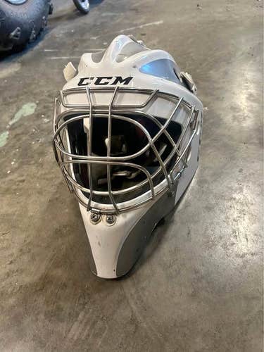 CCM 9000 Goalie Mask (Senior Medium)