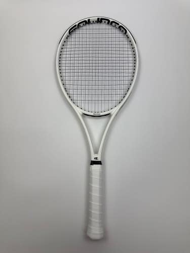Solinco Whiteout 305 V1 18x20, 4 3/8 Excellent 9.5/10
