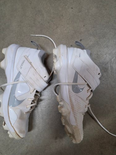 White Men's Size M 9.5 (W 10.5) Nike High Top Trout Molded Cleats (Used)