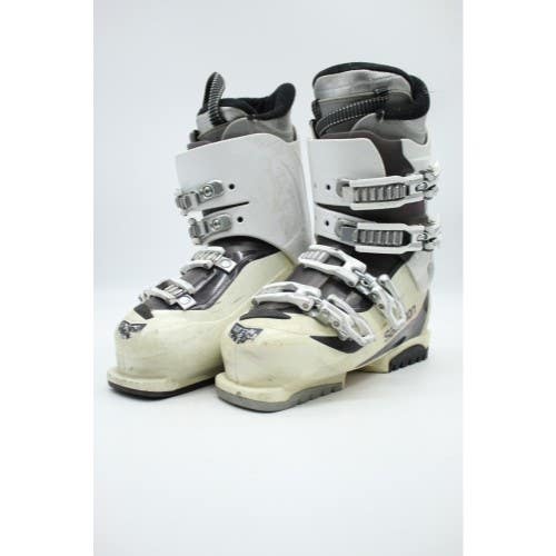 Salomon Divine R60 Women's Ski Boots - Size 7.5 / Mondo 24.5 Used