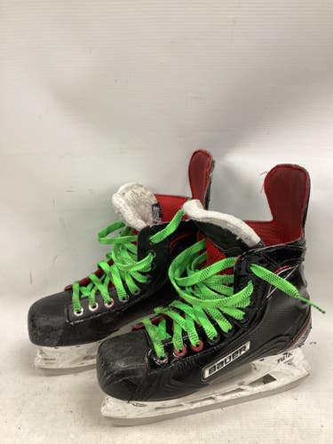 Used Bauer VAPOR VELOCITY Junior Hockey Skate Junior 03.5 11851-S000054205
