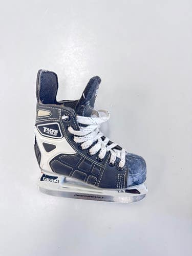 Used CCM 492 TACKS Youth Hockey Skate Youth 10.0 11860-S000316162