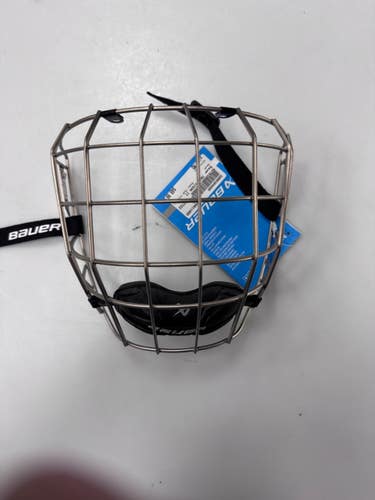 Used Bauer TRUE VISON II Hockey Wire Mask Grey MD 11860-S000304880
