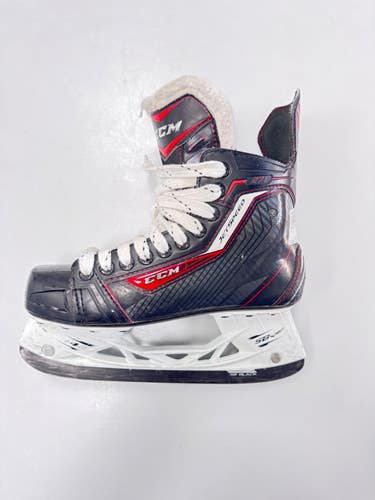 Used CCM JETSPEED 271 Intermediate Hockey Skate Intermediate 5.0 11860-S000309139