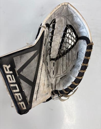 Used Bauer S150 JR Junior Goalie Catcher White 11860-S000316967
