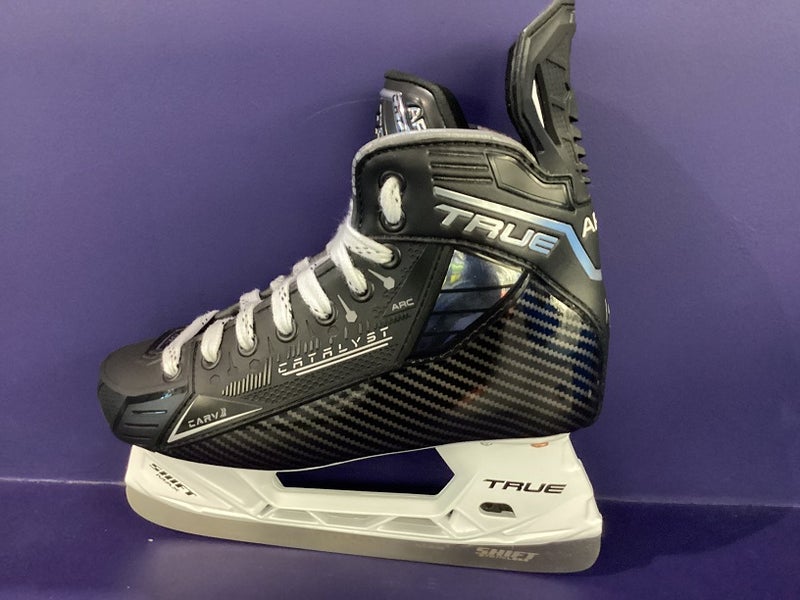 Black True Catalyst Arc Hockey Skates Regular Width 6.5 (New)