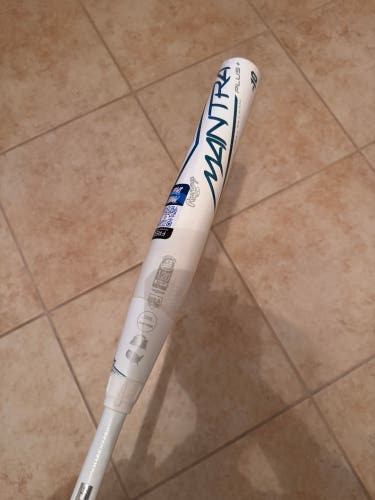 New In Wrapper Rawlings Mantra Plus 32/22