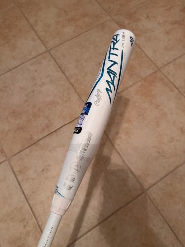 New In Wrapper Rawlings Mantra Plus 31/21
