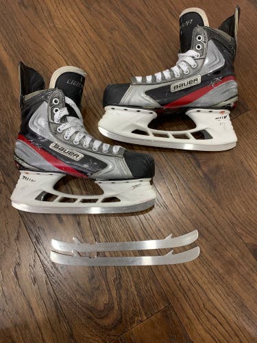 Bauer Vapor APX Hockey Skates Regular Width 9 (Used)