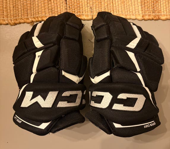 CCM JetSpeed FT6 Gloves 13" (Used)