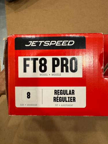 Very lightly used 2025 CCM JetSpeed FT8 Pro Hockey Skates Regular Width 8