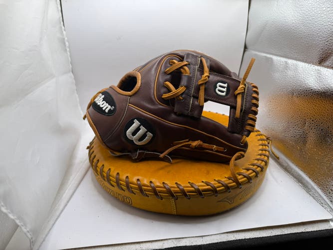 Infield RH Wilson A2000 1786 Baseball Glove 11.5" (Used)