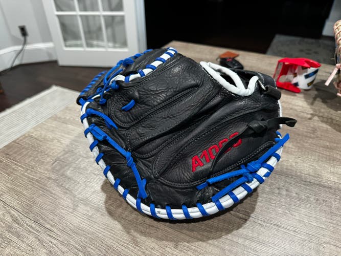 Wilson A1000 RH Catcher's Glove 33" (Used)