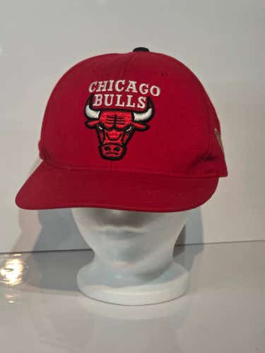 Red Men's Mitchell & Ness Hat (Used)