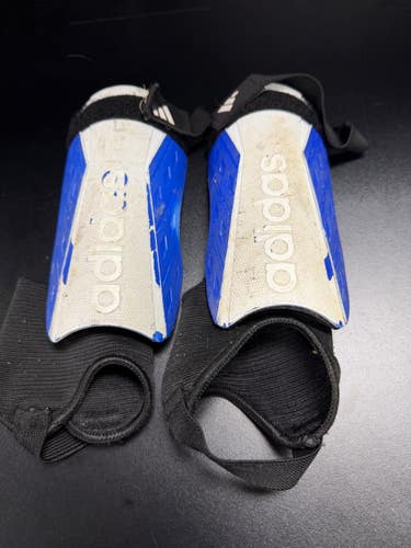 Used Adidas Soccer Shin Guards Youth Royal Blue MD 11849-S000045344