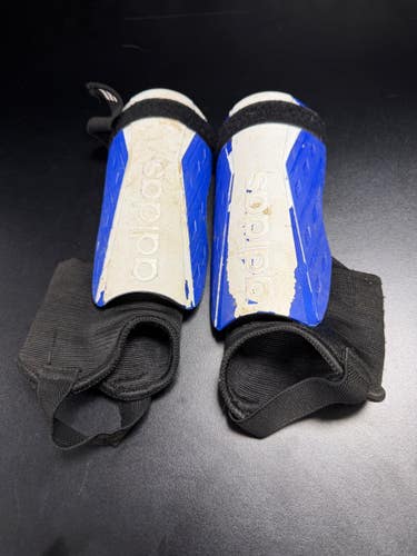 Used Adidas Soccer Shin Guards Youth Royal Blue MD 11849-S000045343