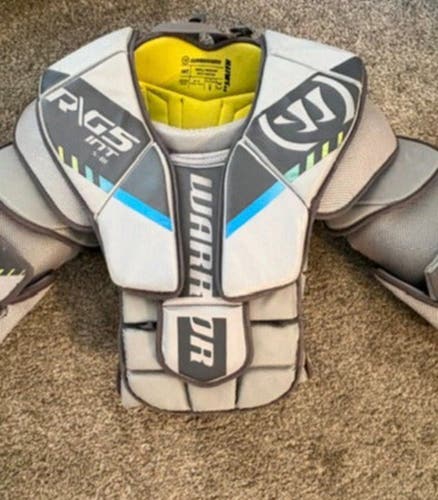 Small / Medium Warrior Ritual G5 Goalie Chest Protector (Used)