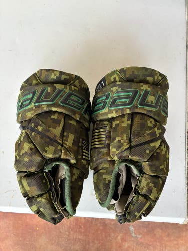 Bauer Vapor 1X Pro Gloves 13" (Used)