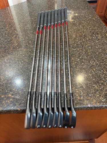 Men's Sub 70 659 CB Forged Black Right Handed Iron Set Stiff Flex (Used)