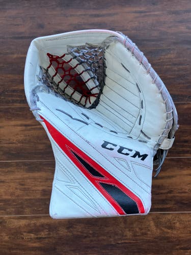 CCM EFlex 4 Pro Stock Glove  Petr Mrazek