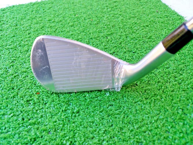 Titleist CNCPT CP04 8-Iron w/ True Temper AMT S300 Stiff Shaft