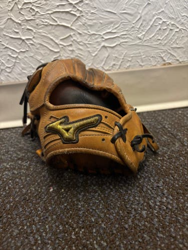 Mizuno LH Outfield Baseball Glove 12.5" (Used)
