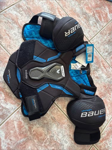 Men's Large Intermediate Bauer Shoulder Pads (New)