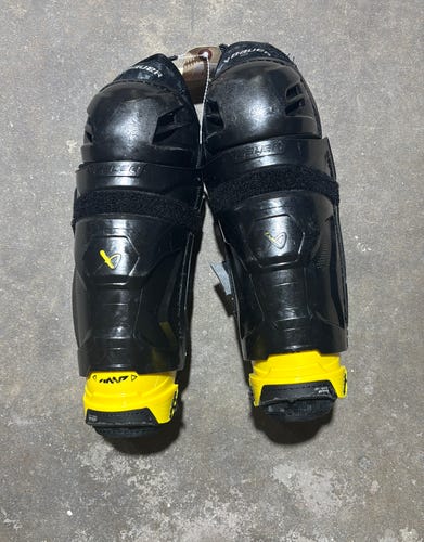 Junior Bauer Supreme M3 Shin Pads 11" (Used)
