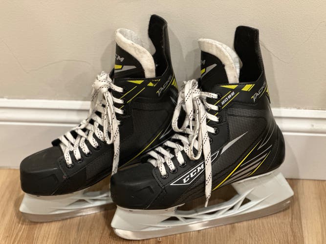 New Hockey Skates - CCM TACKS 2092 - size 8 US / 42 EU