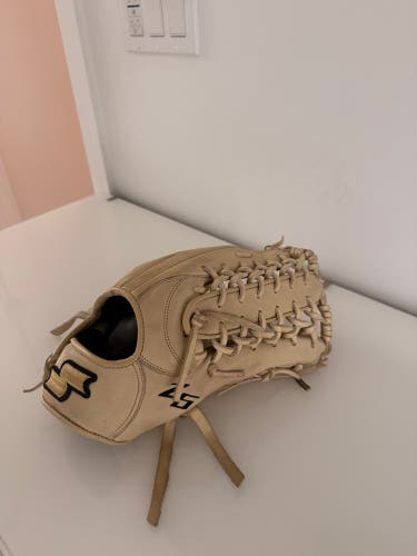 SSK Z5 RH Outfield Baseball Glove 12.75" (Used)