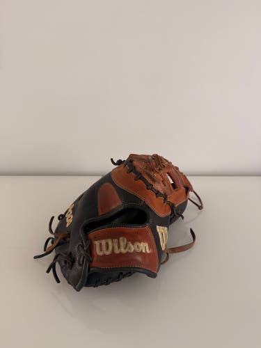 2024 Wilson A200 RH First Base Baseball Glove 13" (Used)