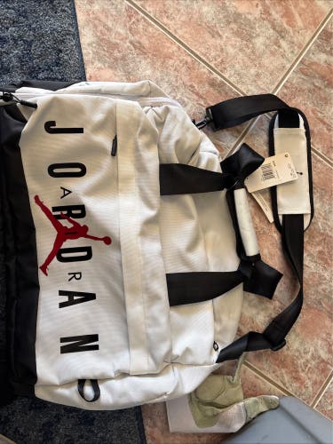 (New) Jordan bag