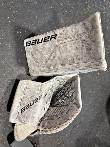 Bauer M5 Pro Glove and Blocker (Intermeidate)