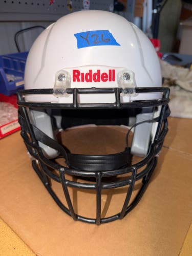 USED RIDDELL SPEED ICON YOUTH HELMET - LARGE - WHITE